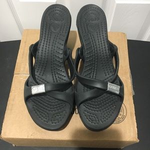 Crocs Women’s Rubber Cyprus black heels sandals